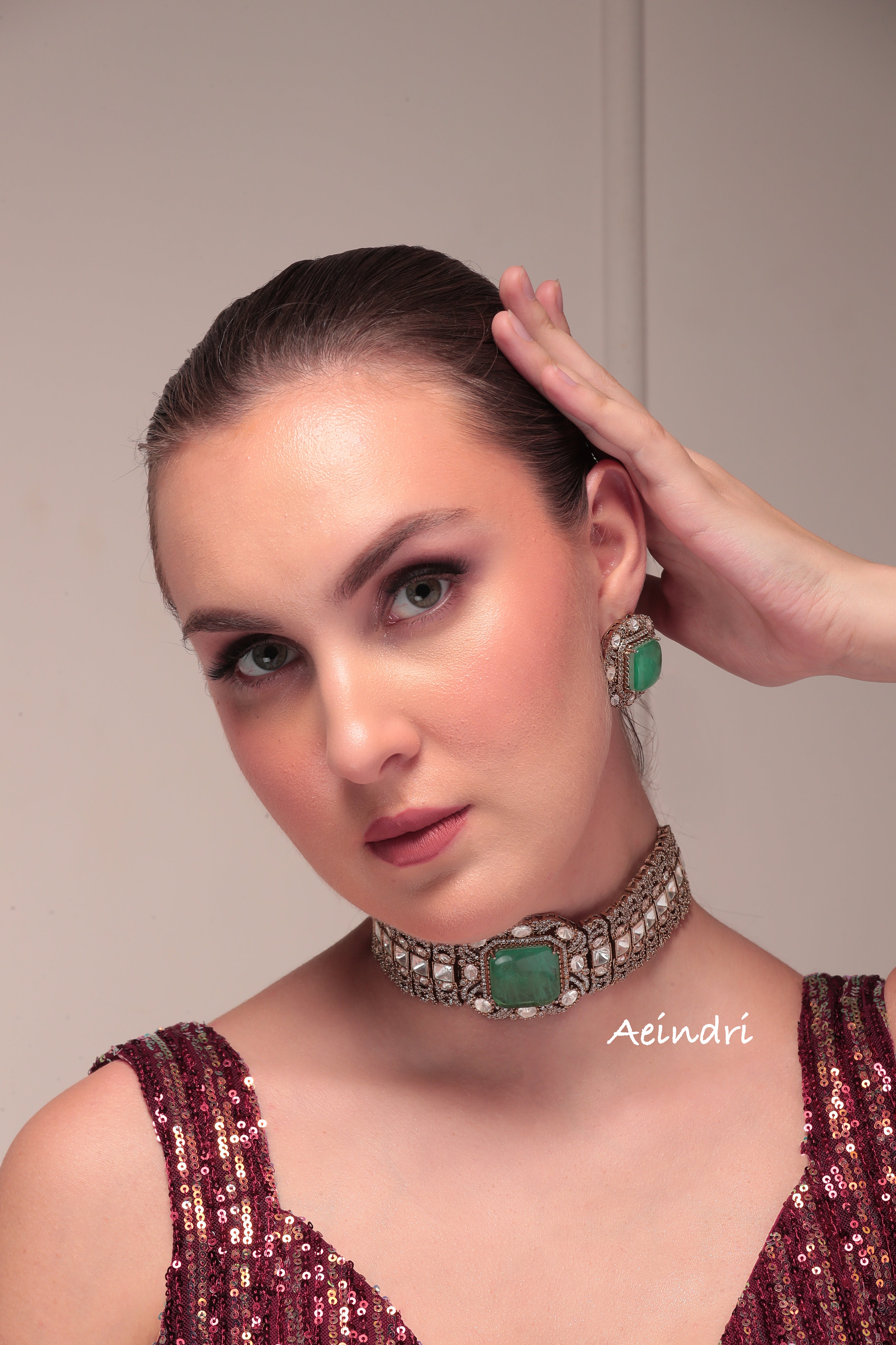 Women Mint Slip On Brass Choker