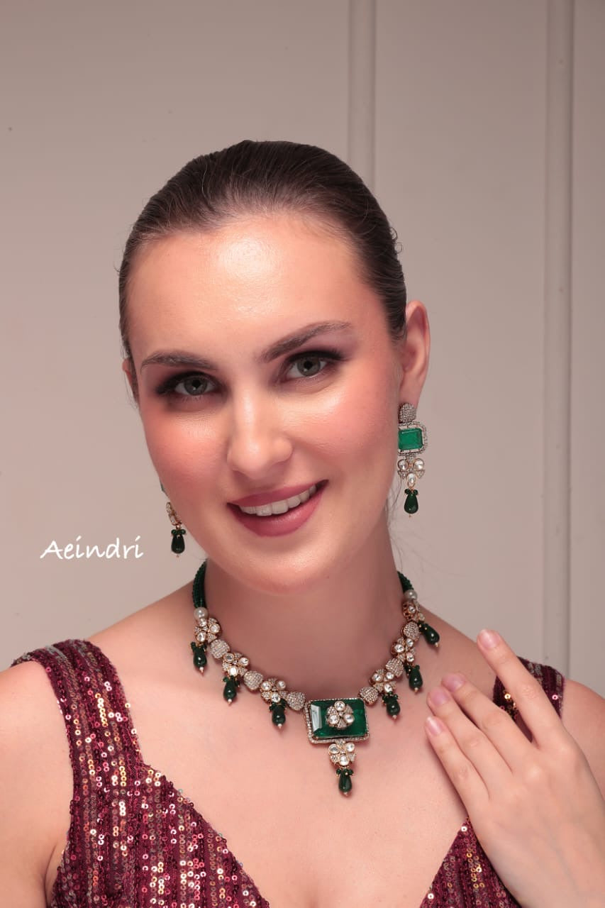 Aeindri Emerald Elegance Choker Necklace with Earrings