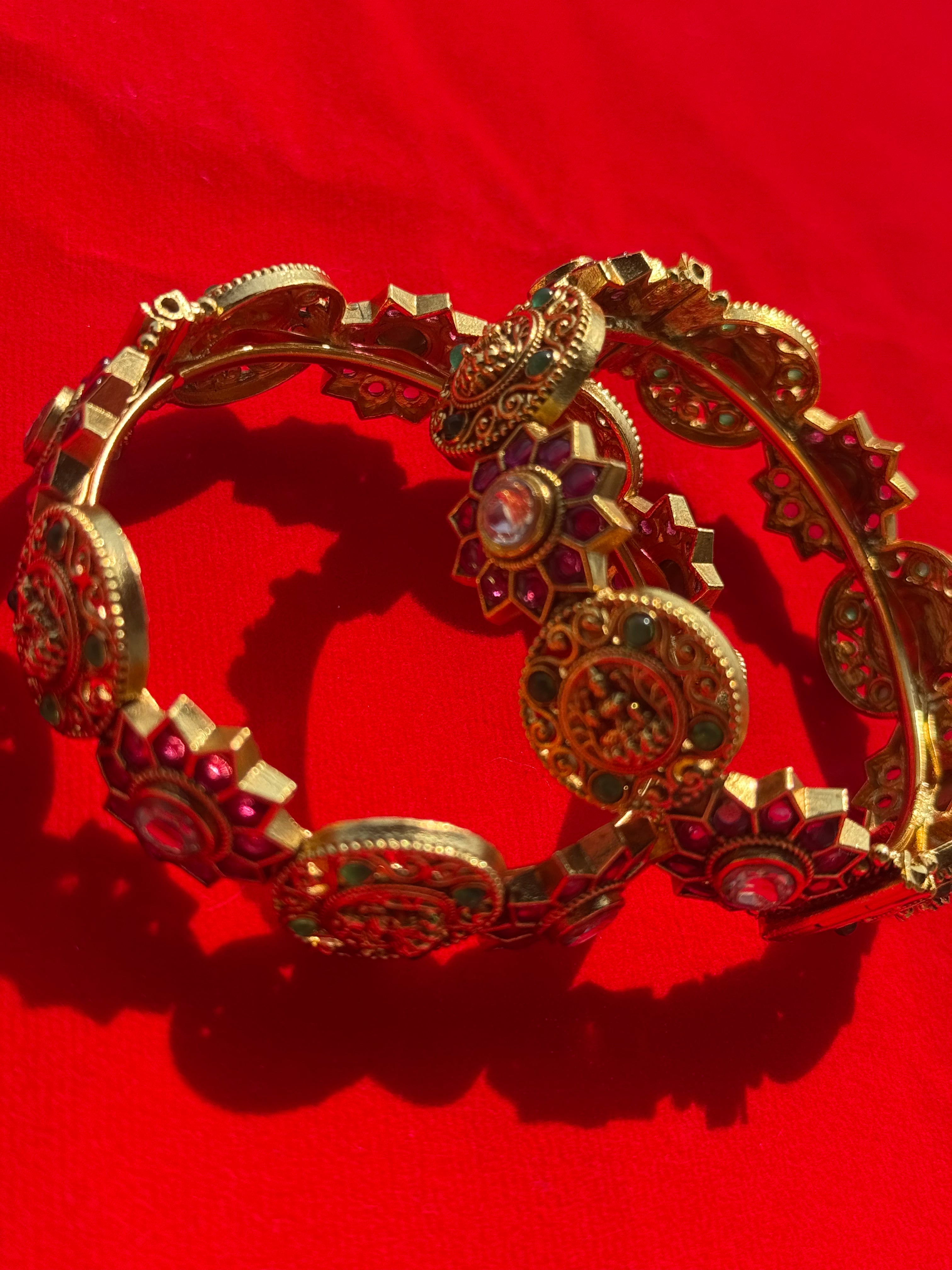 Rani pink & emerald  openable bangle