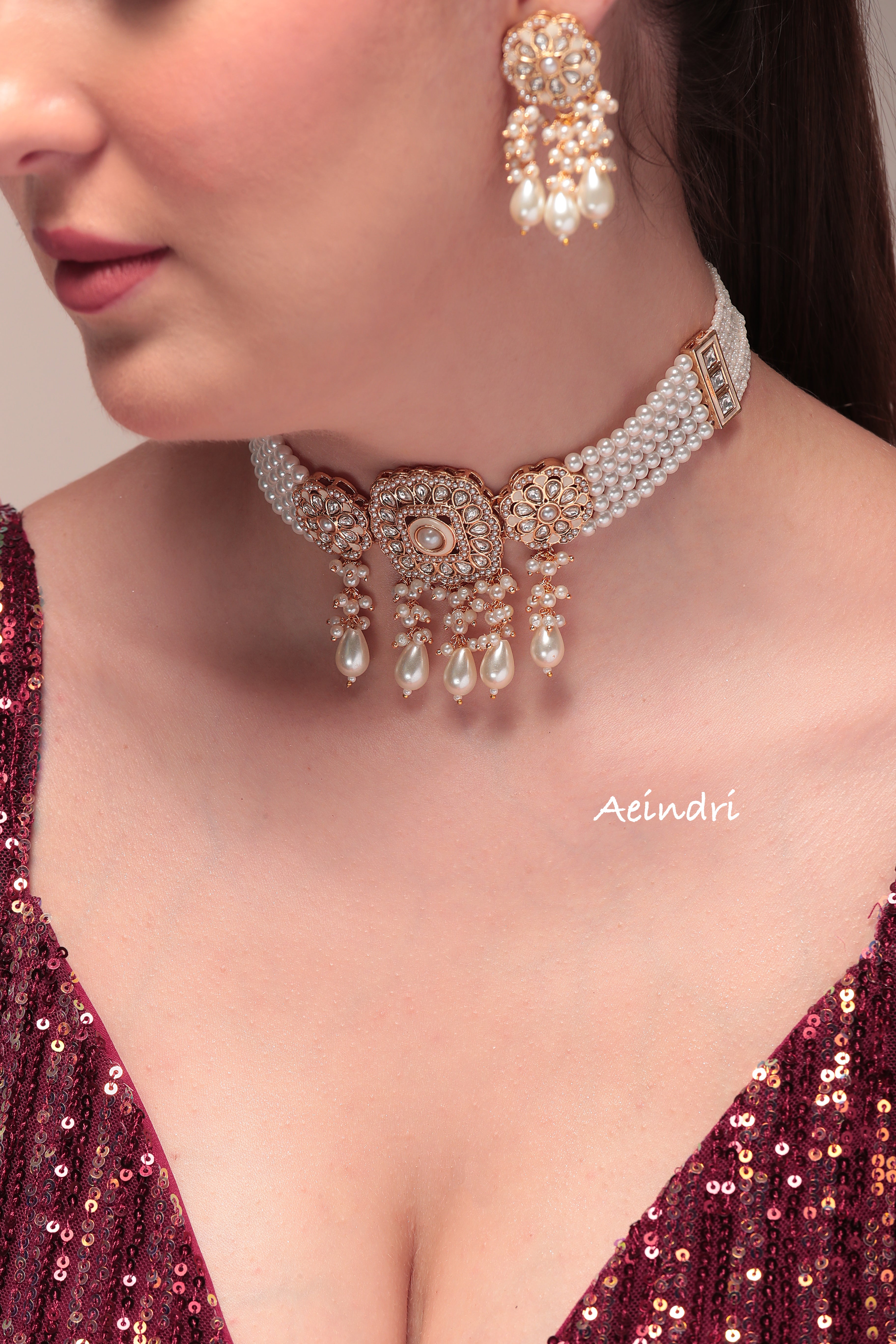Aeindri Classic Pearl & Stone Choker