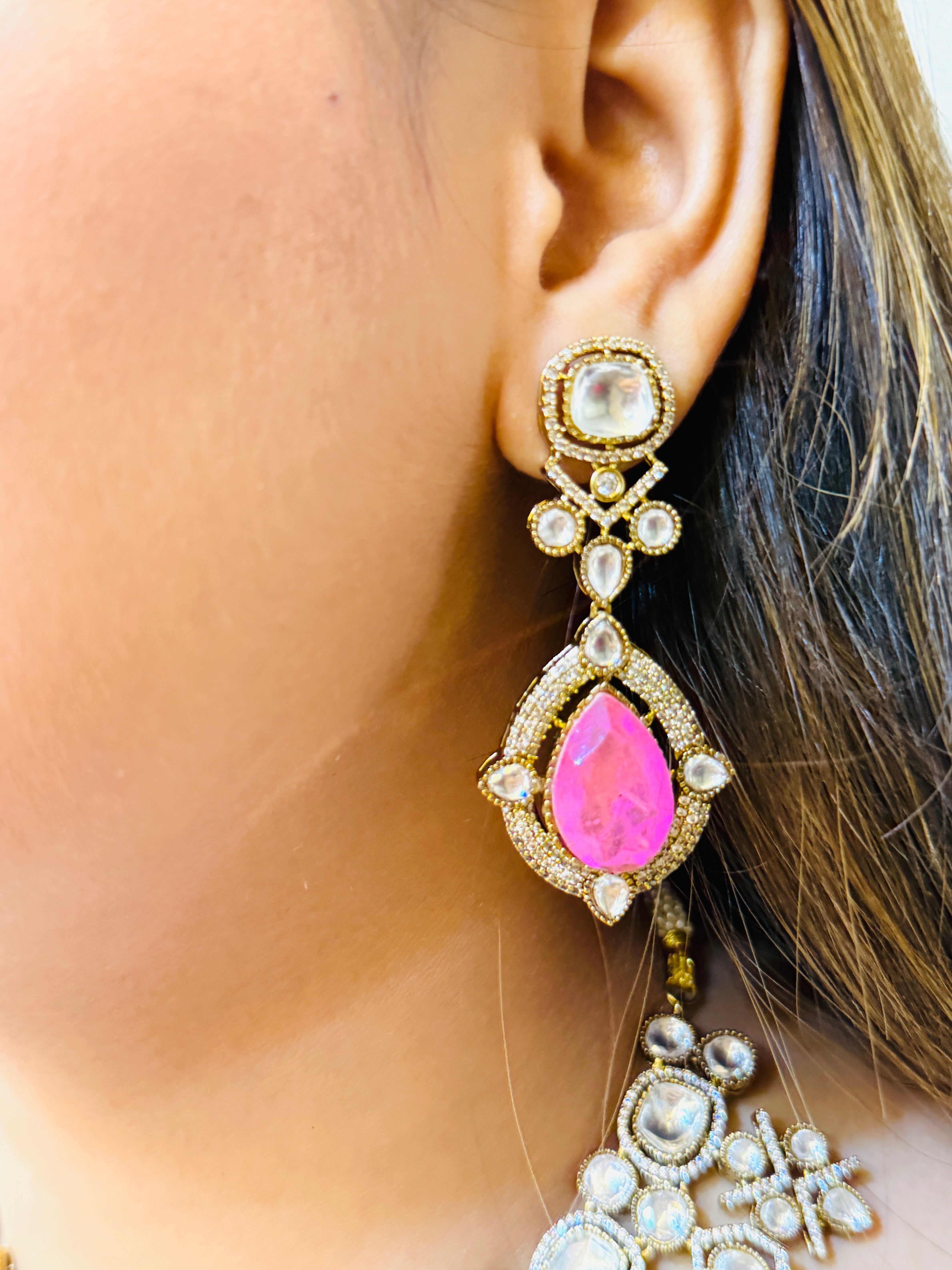 Grand Royal Victorian Chandelier Drop Neckpiece - Pink