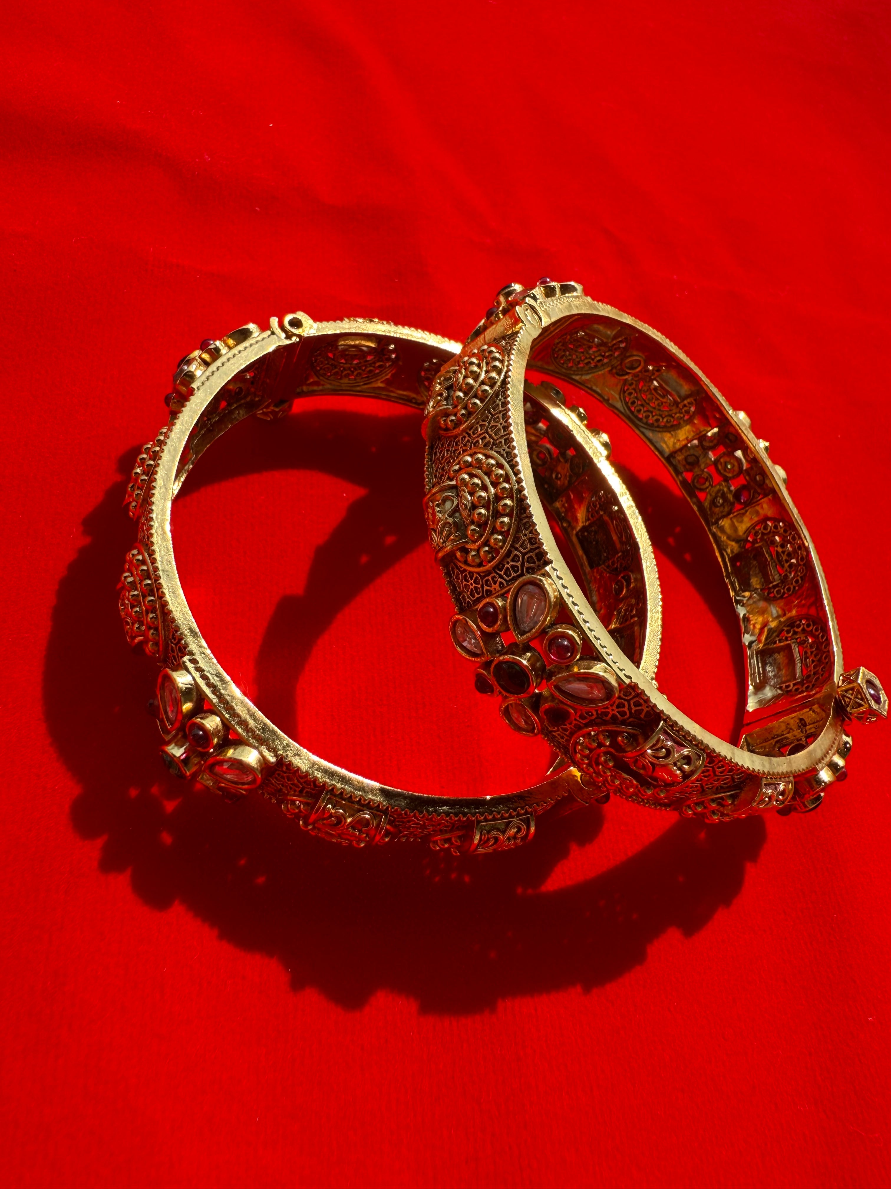 Antique Flower Bangle