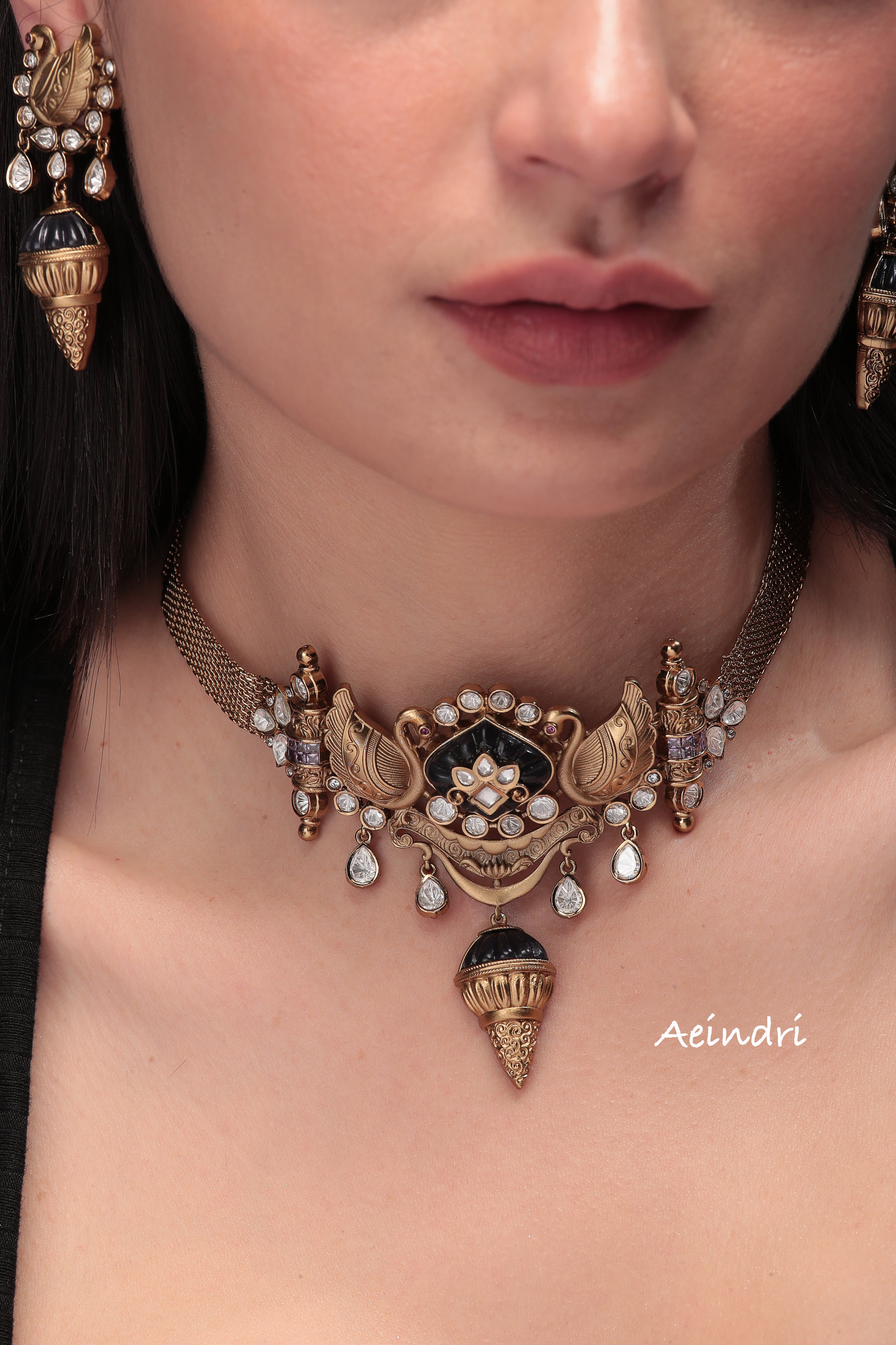 Aeindri Royal Heritage Blue & Gold Choker Set