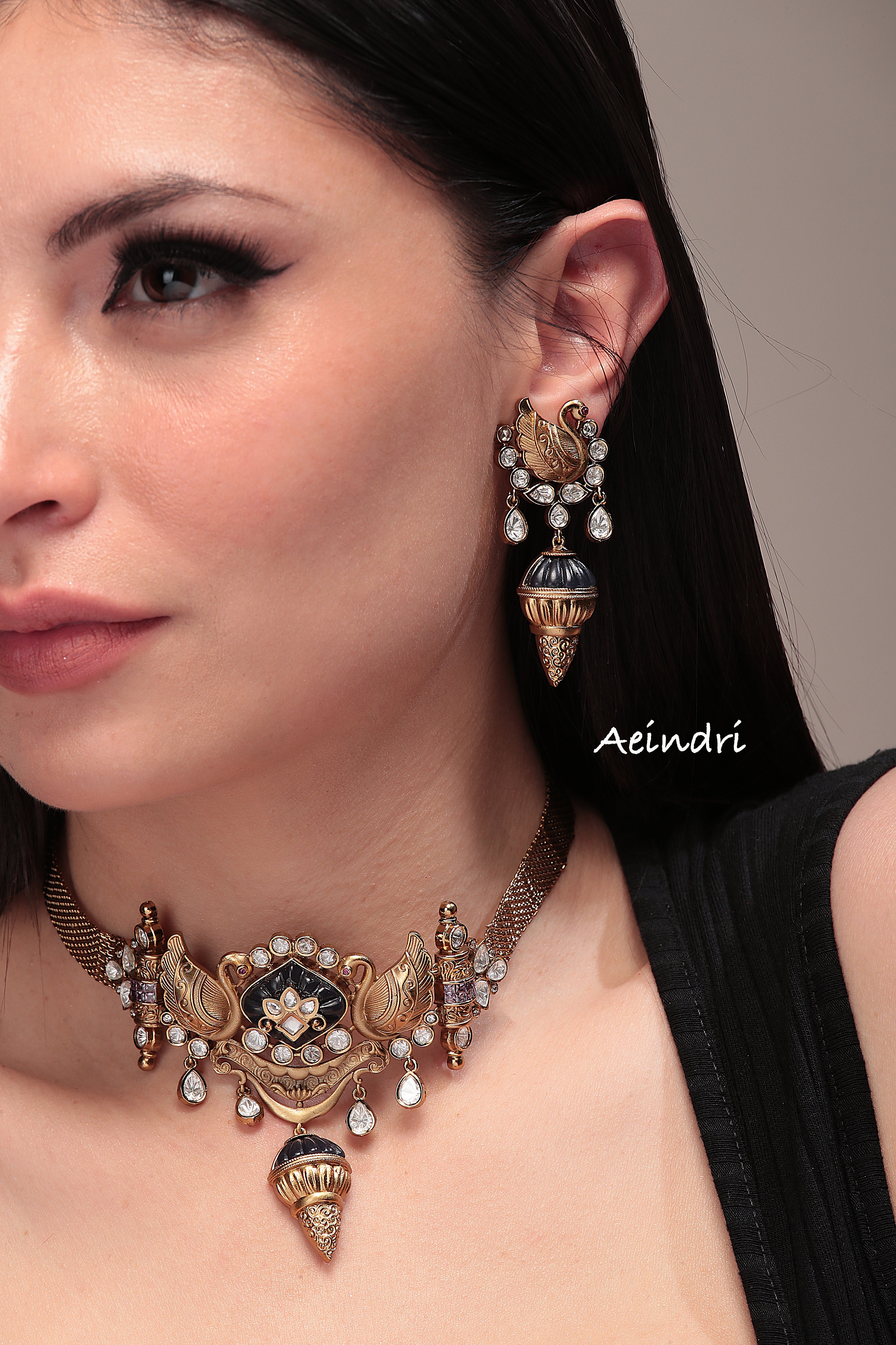 Aeindri Royal Heritage Blue & Gold Choker Set