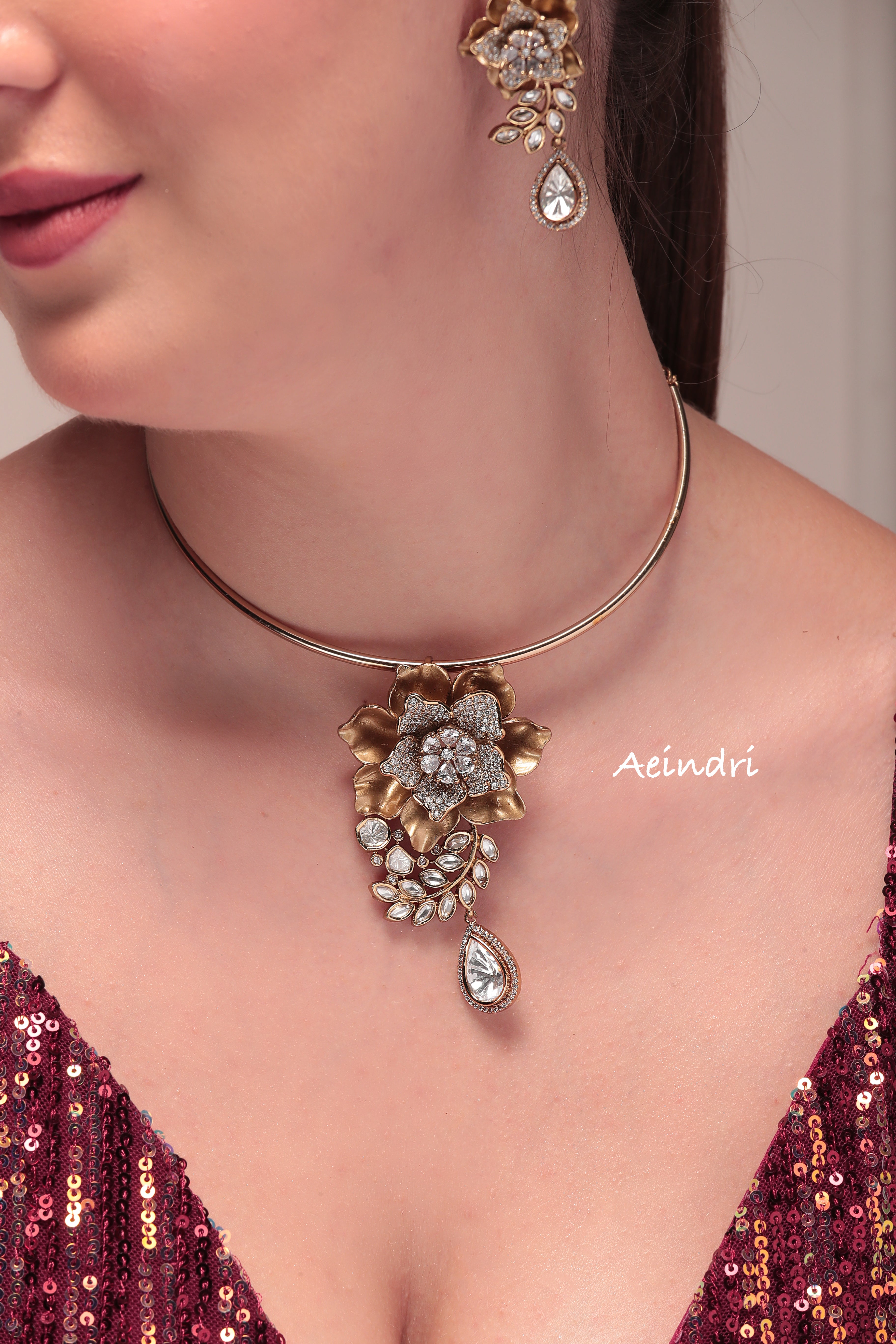 Elegant Floral Designer Hasli Necklace with Matching Earrings