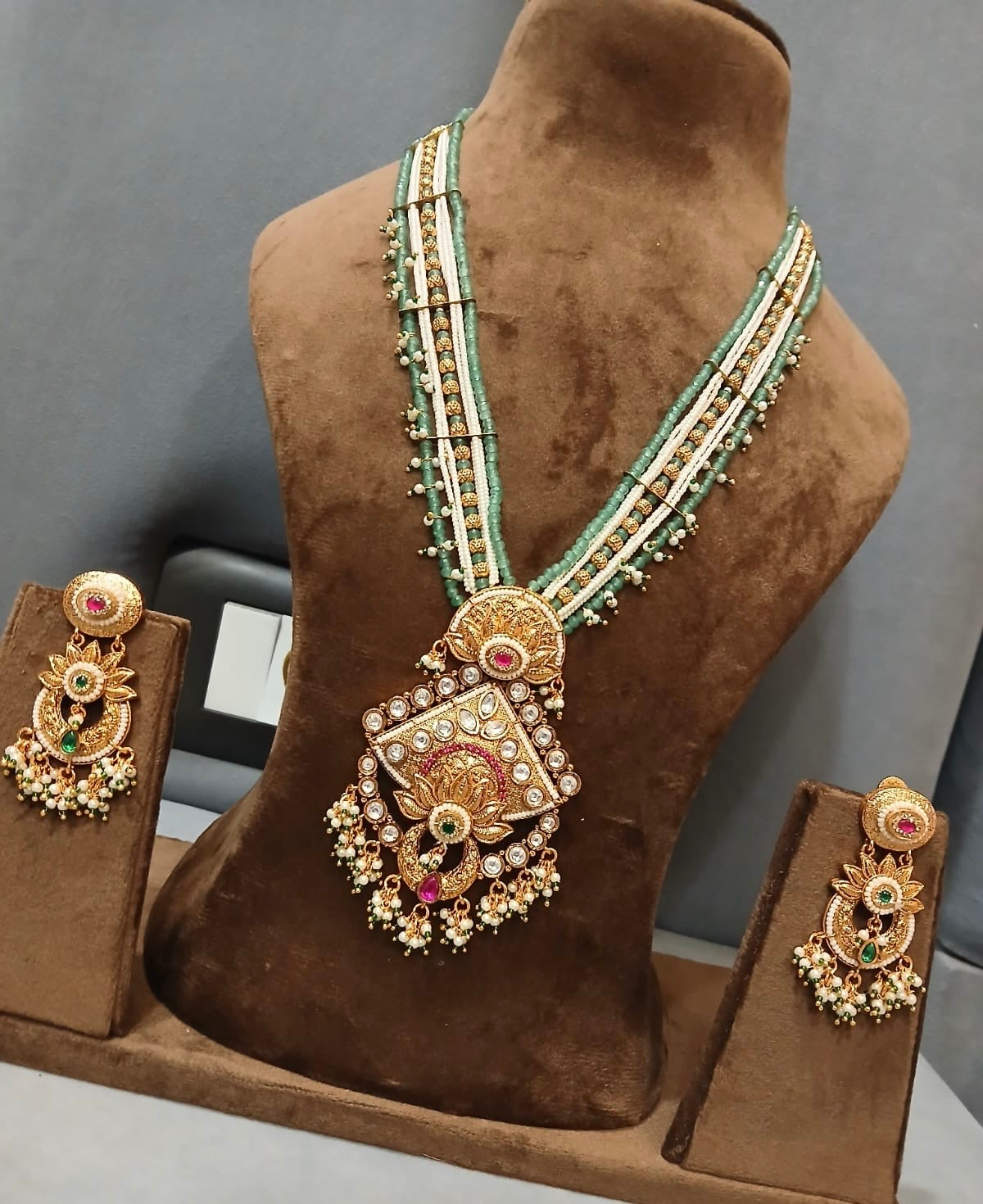 Royal Heritage Gold-Plated Necklace Set