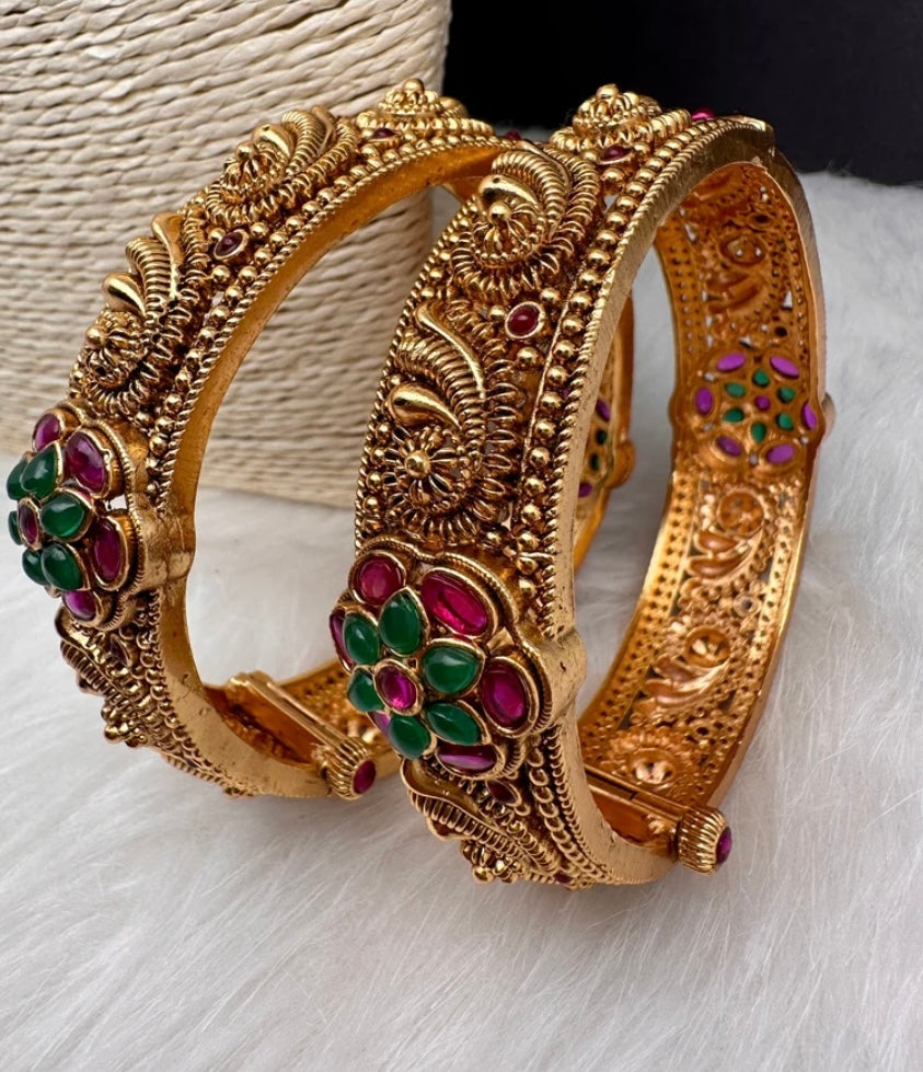 Traditional Green & Ruby Stone Bangles