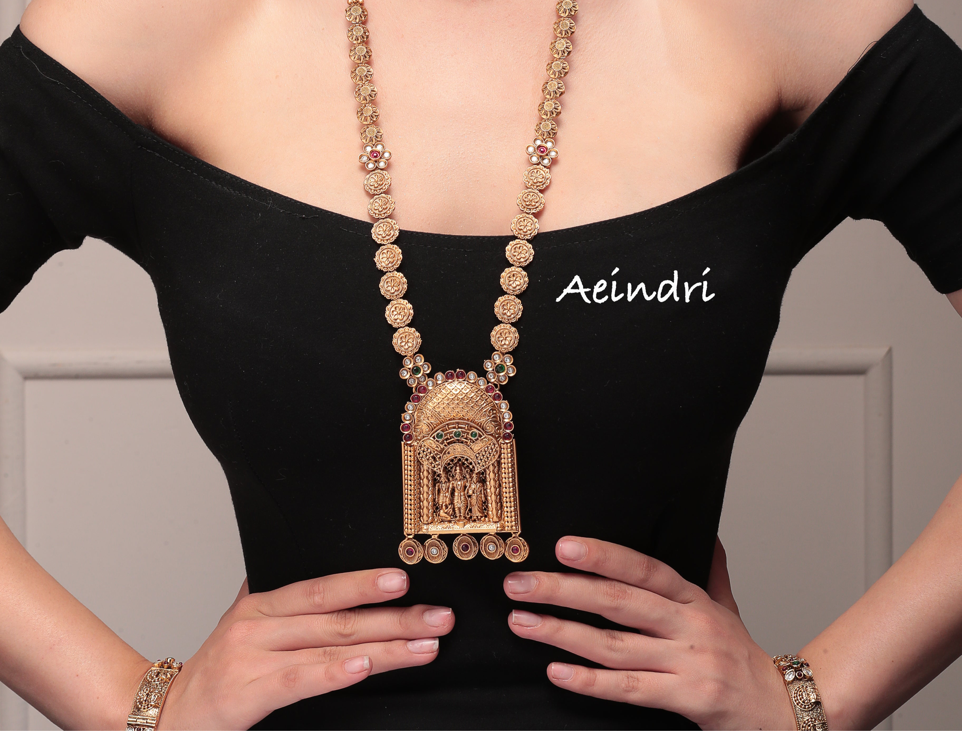 Luxury High-Quality Gold-Plated Necklace with eyerings