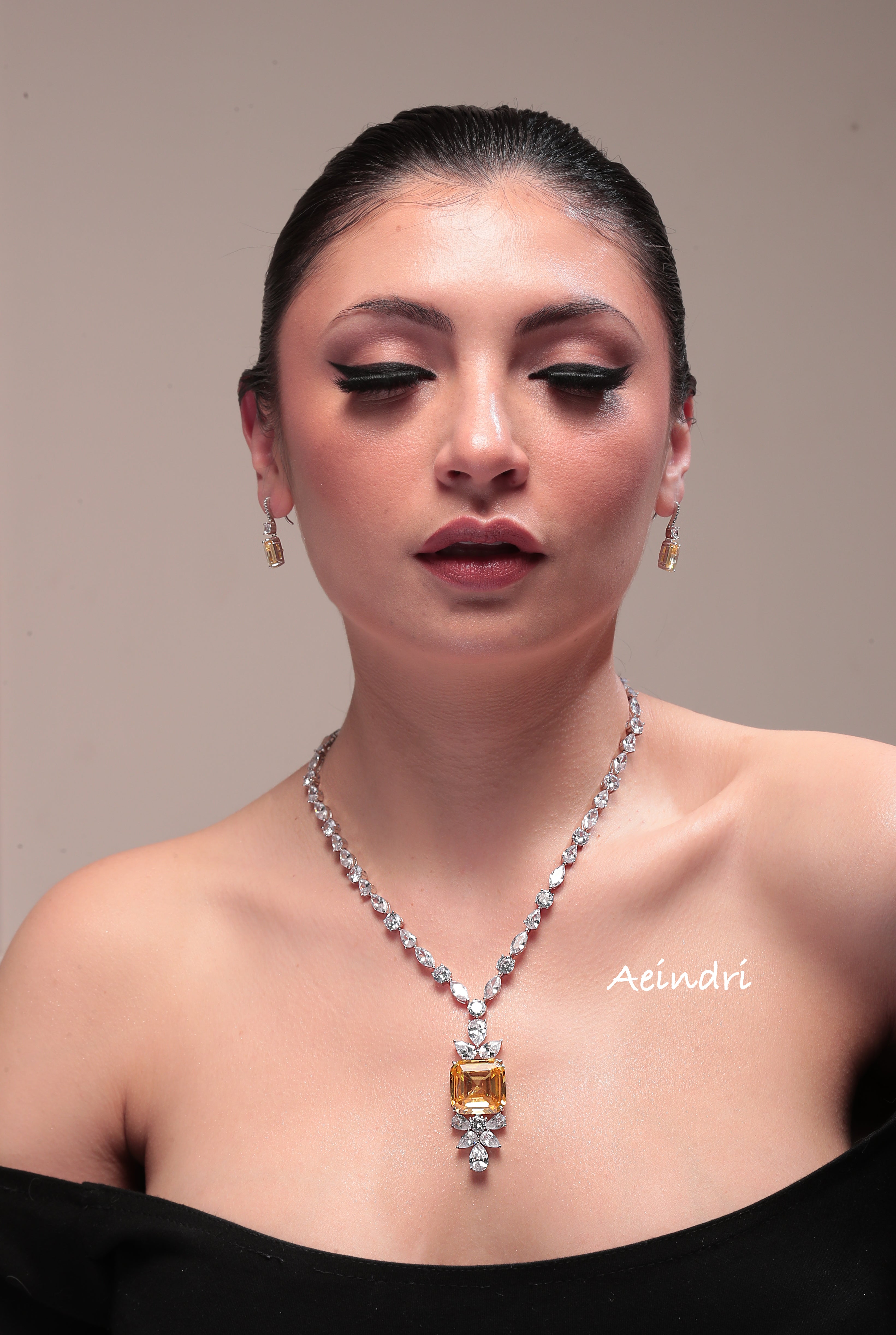 Golden Aura Diamond-Cut Necklace