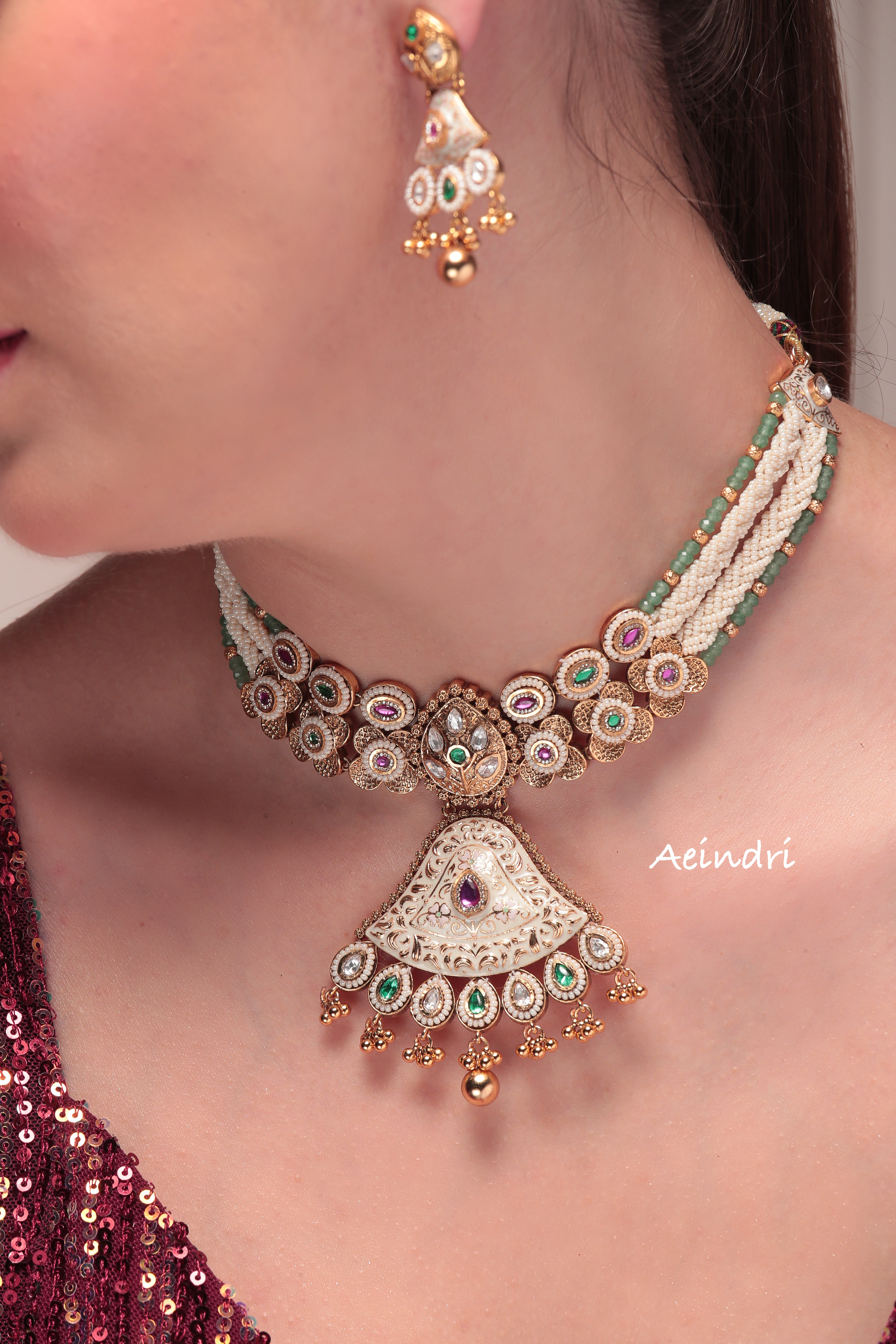 Timeless Royal Fan Necklace