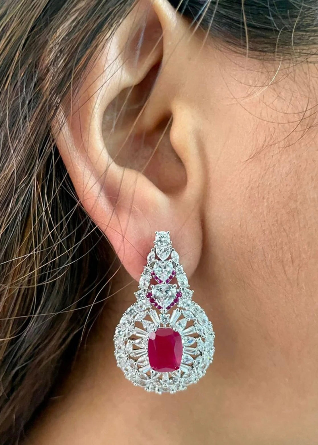 Red Crystals, Smocking, Diamonds Floral Carved Necklace Set