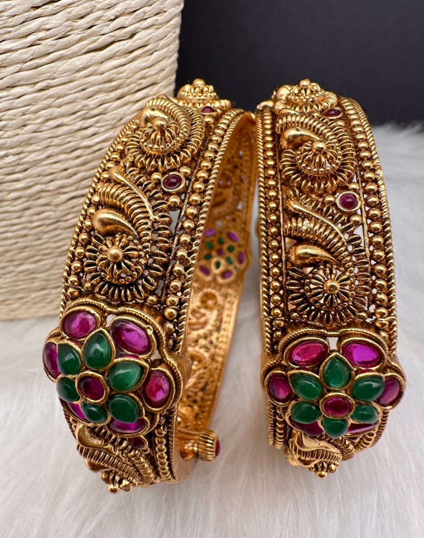 Traditional Green & Ruby Stone Bangles