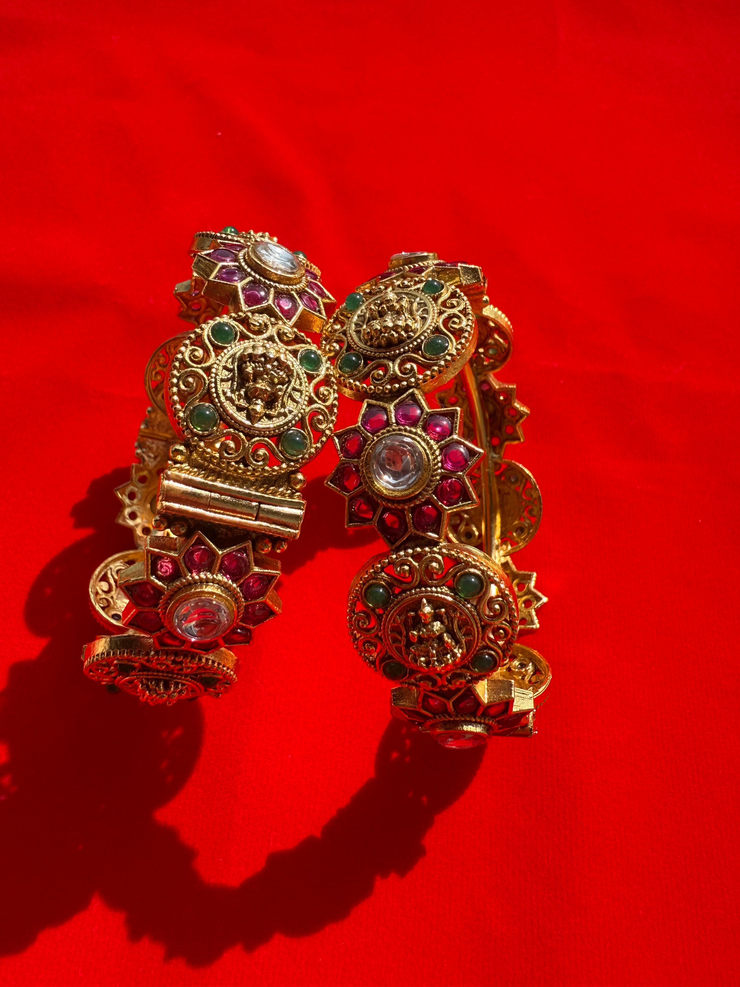 Rani pink & emerald  openable bangle