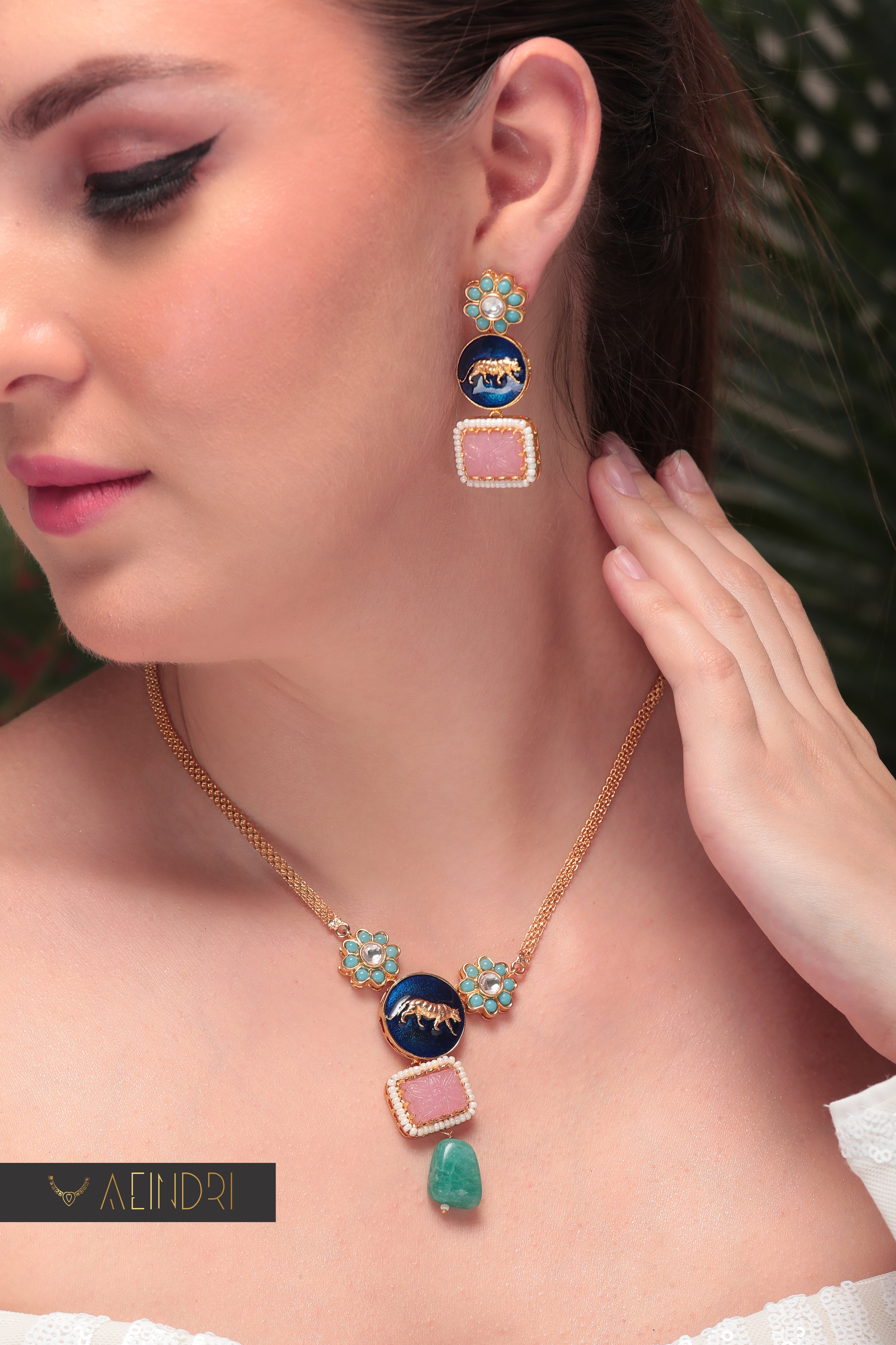 Aeindri Enamel Tiger Charm Necklace Set