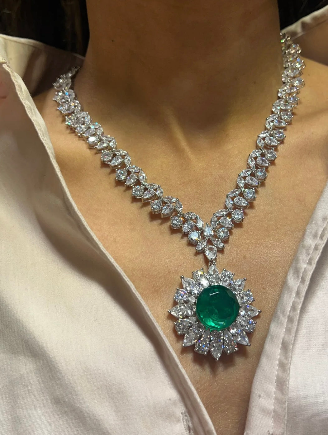 DIAMOND NECKLACE