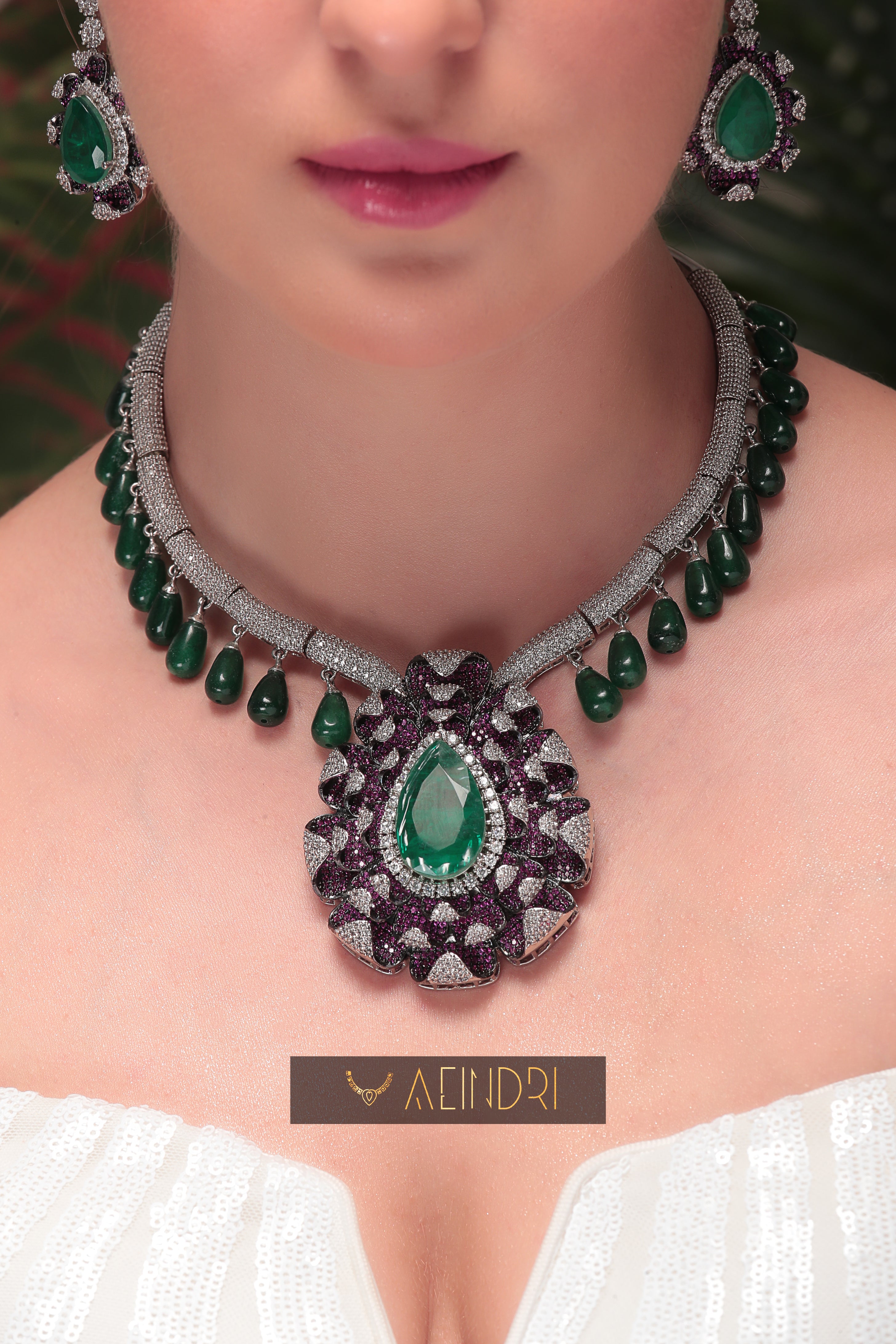 Aeindri Regal Emerald Green Necklace & Earrings Set